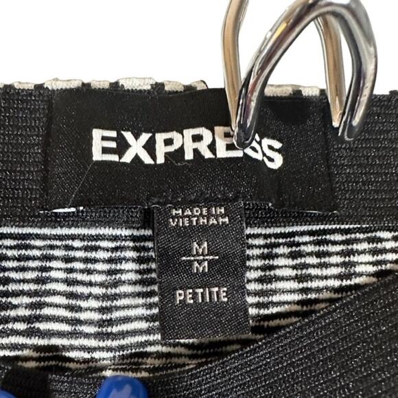 Express Black & White Abstract Stretch Pull On Pencil Straight Skirt Women Sz M - Picture 6 of 7